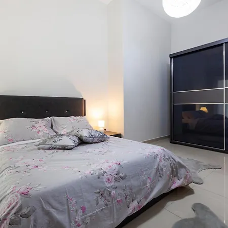 Lovely 2br In St Julians With Private Balcony By 360 Estates St. Julian's