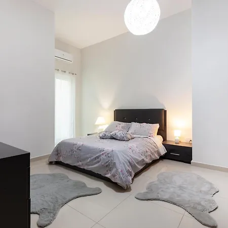 Apartament Lovely 2br In St Julians With Private Balcony By 360 Estates